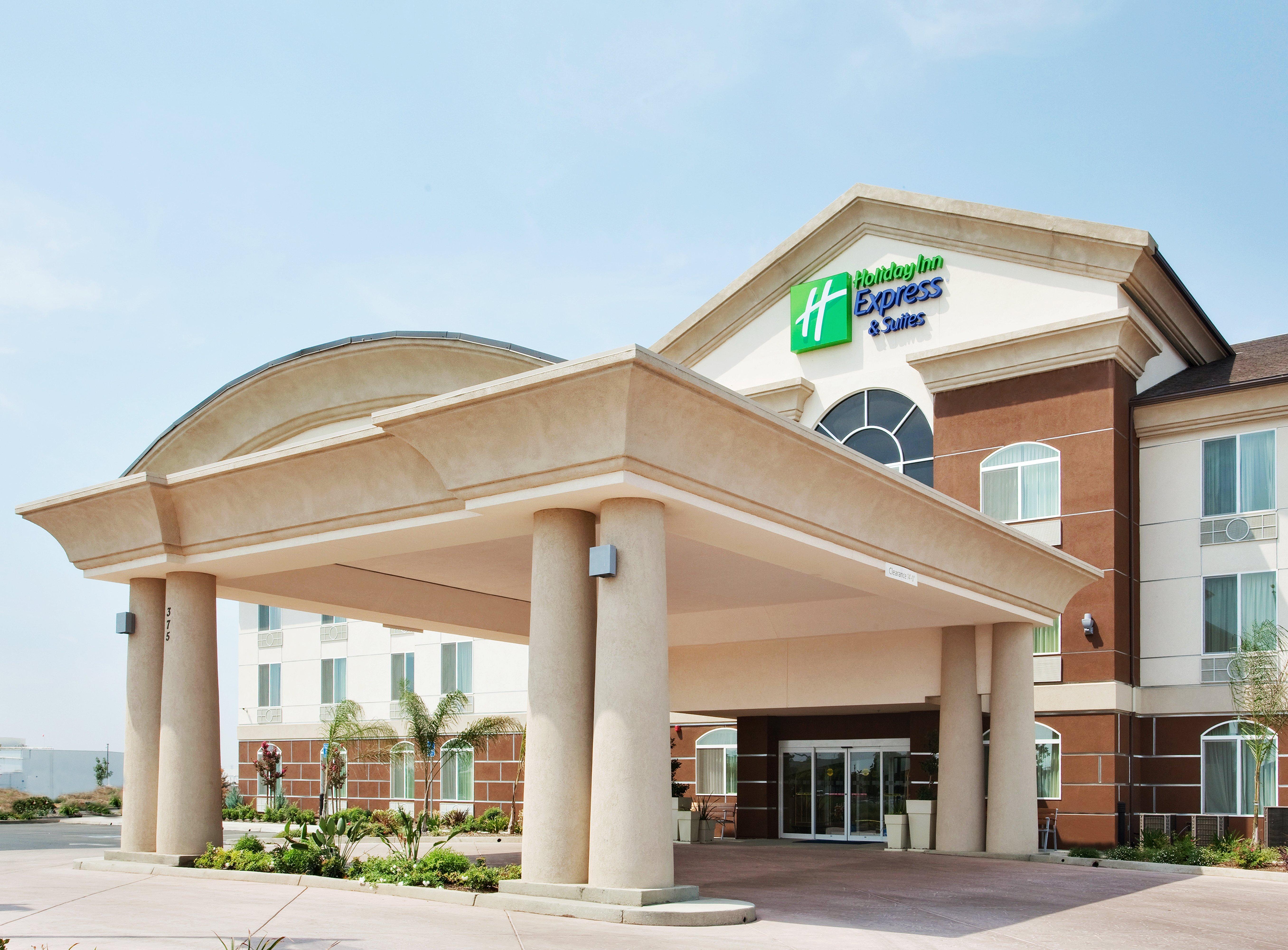 Holiday Inn Express & Suites Dinuba West By Ihg Exterior photo